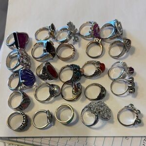 Lot of 25 rings
